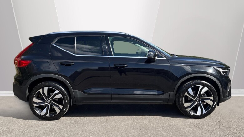 Volvo XC40 2.0 B4P Ultra Dark 5dr Auto Petrol Estate